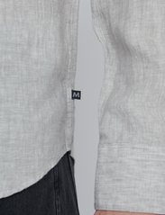 Matinique - MAmarc short - linen shirts - ghost gray - 5