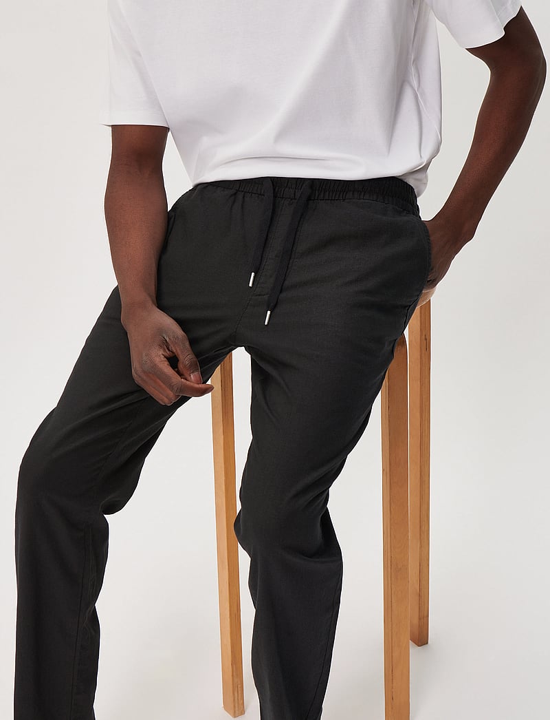 Matinique - MAbarton Pant - hørbukser - black - 0