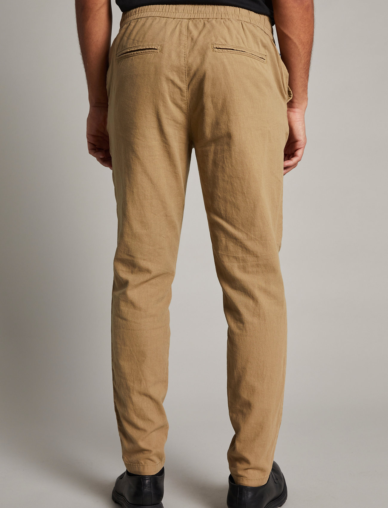 Matinique - MAbarton Pant - leinenhosen - khaki - 4