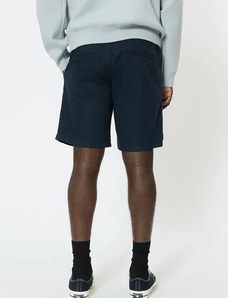 Matinique - MAbarton Short - linased lühikesed püksid - dark navy - 4