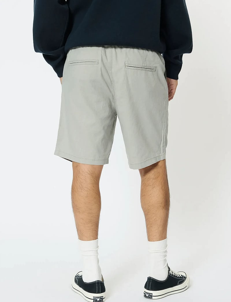 Matinique - MAbarton Short - hørshorts - ghost gray - 4
