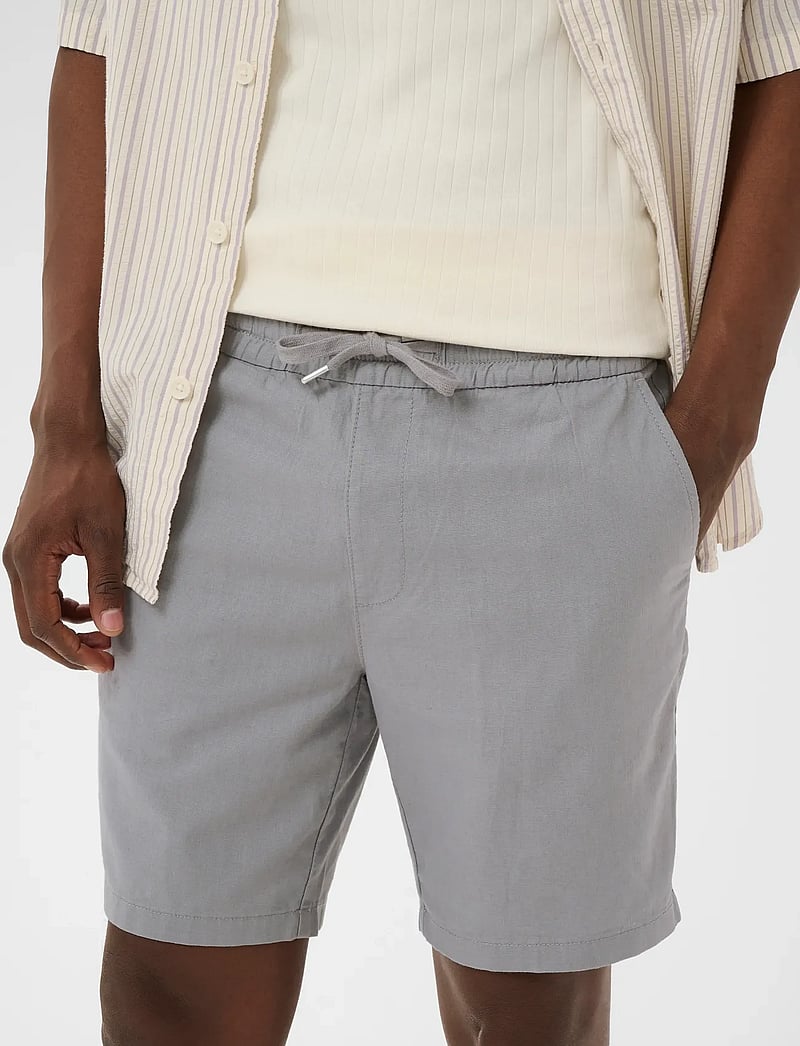 Matinique - MAbarton Short - hørshorts - mist grey - 4