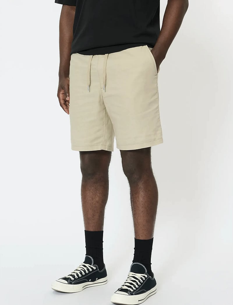 Matinique - MAbarton Short - leinen-shorts - plaza taupe - 0