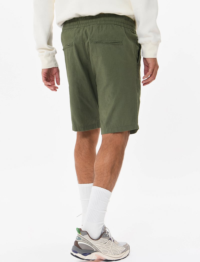 Matinique - MAbarton Short - leinen-shorts - thyme - 2