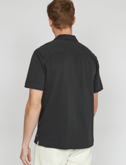 Matinique - MAtrostol Resort 2 - short-sleeved shirts - black - 4