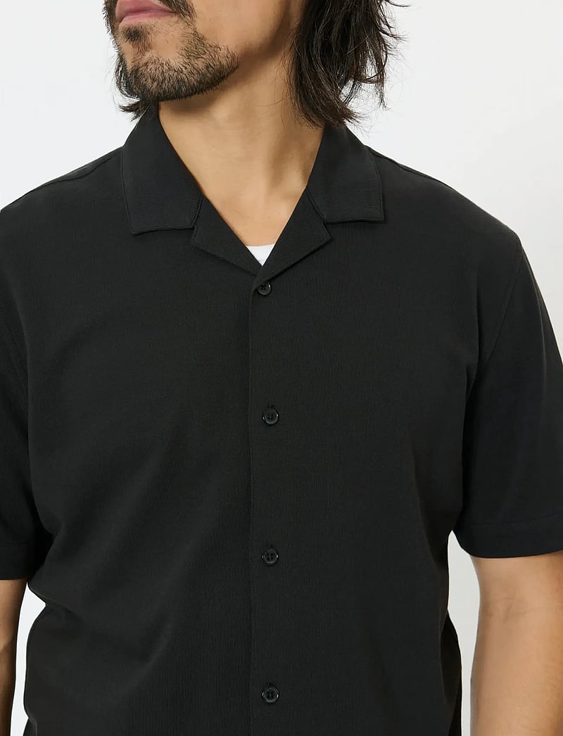 Matinique - MAtrostol Resort 2 - kortärmade skjortor - black - 5