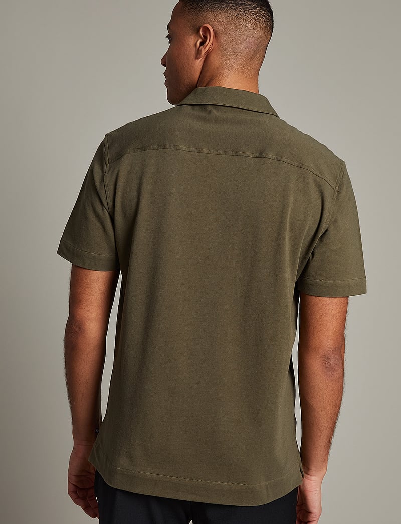 Matinique - MAtrostol Resort 2 - lühikeste varrukatega särgid - olive night - 4