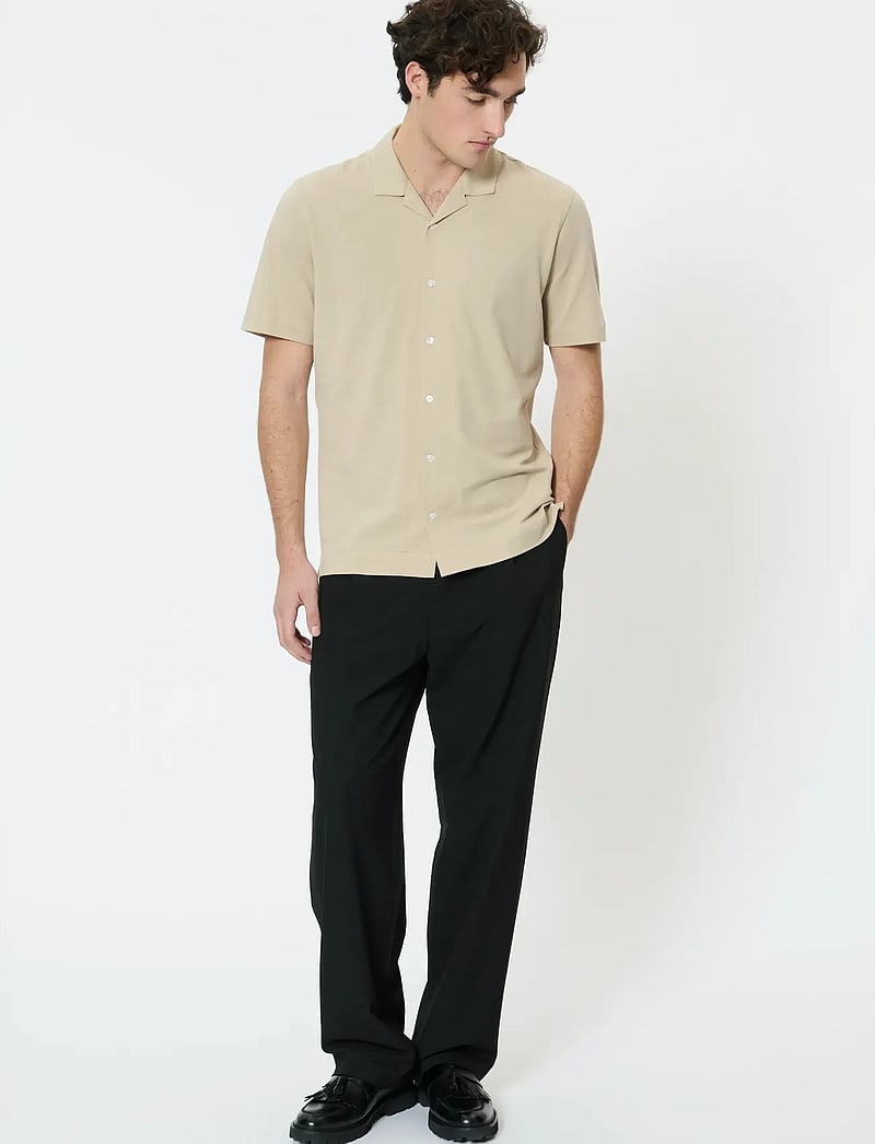 Matinique - MAtrostol Resort 2 - lühikeste varrukatega särgid - plaza taupe - 2