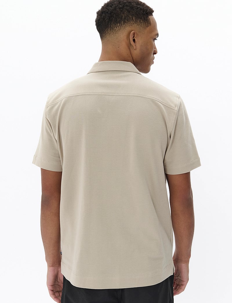 Matinique - MAtrostol Resort 2 - lühikeste varrukatega särgid - plaza taupe - 3