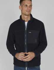 Matinique - MAisaac Zipper - mid layer jackets - dark navy - 2