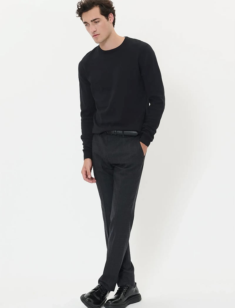 Matinique - MAJones - Ümmarguse kaelusega kudumid - black - 3