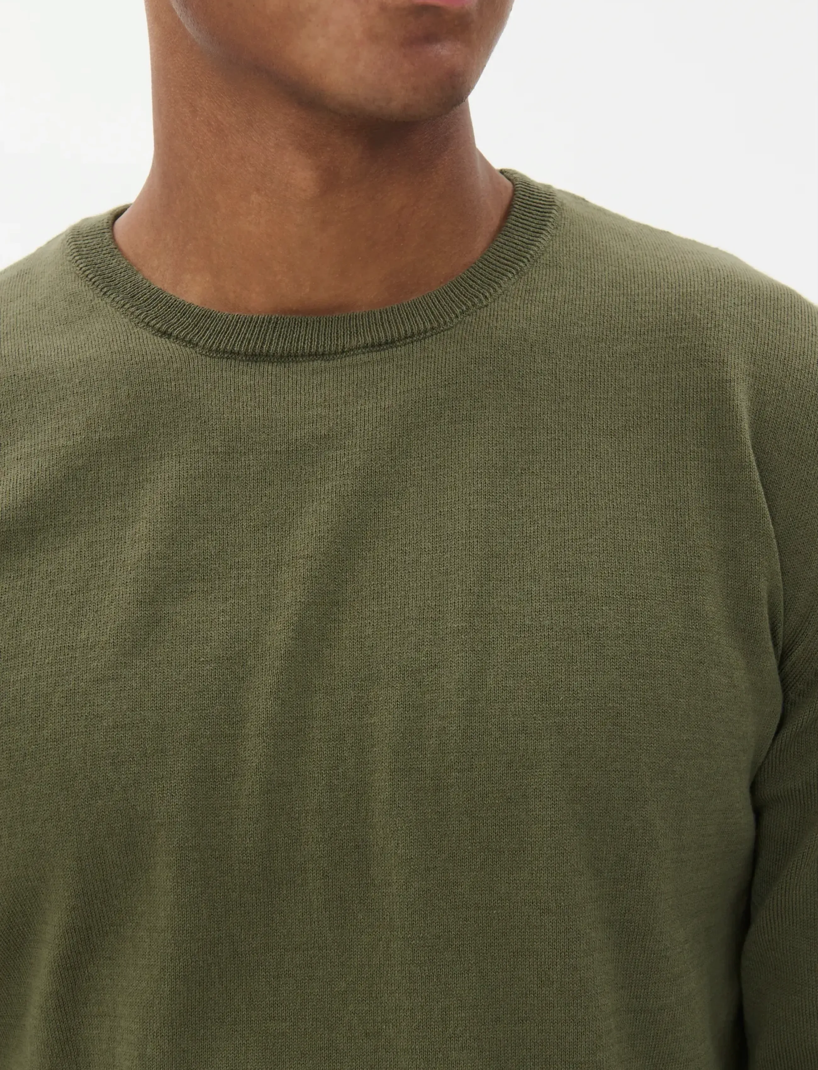 Matinique - MAJones - rundhals - olive night - 5