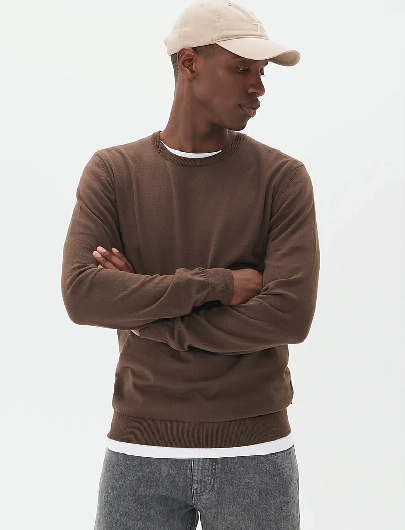 Matinique - MAJones - rundhalsad - turkish coffee - 0