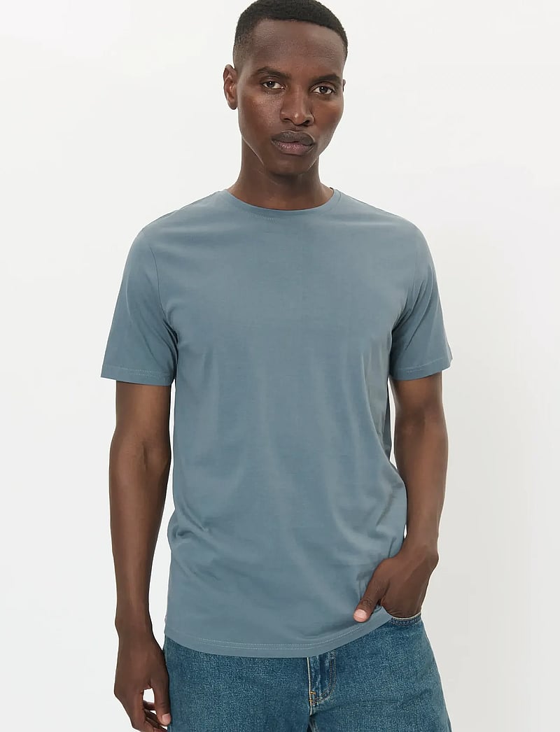 Matinique - MAJermane 3-pack - multipack t-shirts - black/dk navy/stormy weather - 3