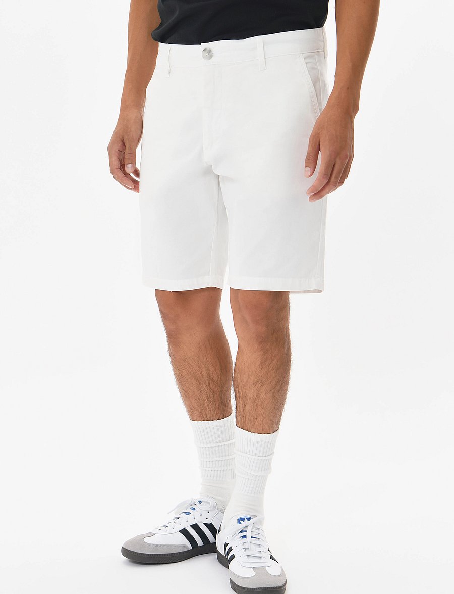 Matinique - MAthomas Short - lühikesed chino-püksid - broken white - 0