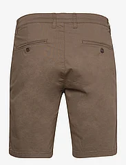 Matinique - MAthomas Short - chino shorts - brown soil - 1