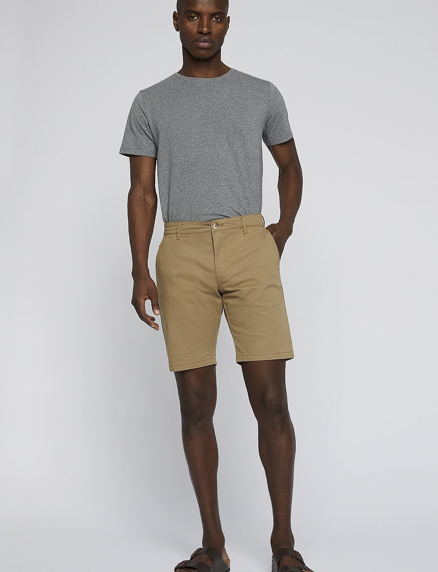 Matinique - MAthomas Short - lühikesed chino-püksid - khaki - 3