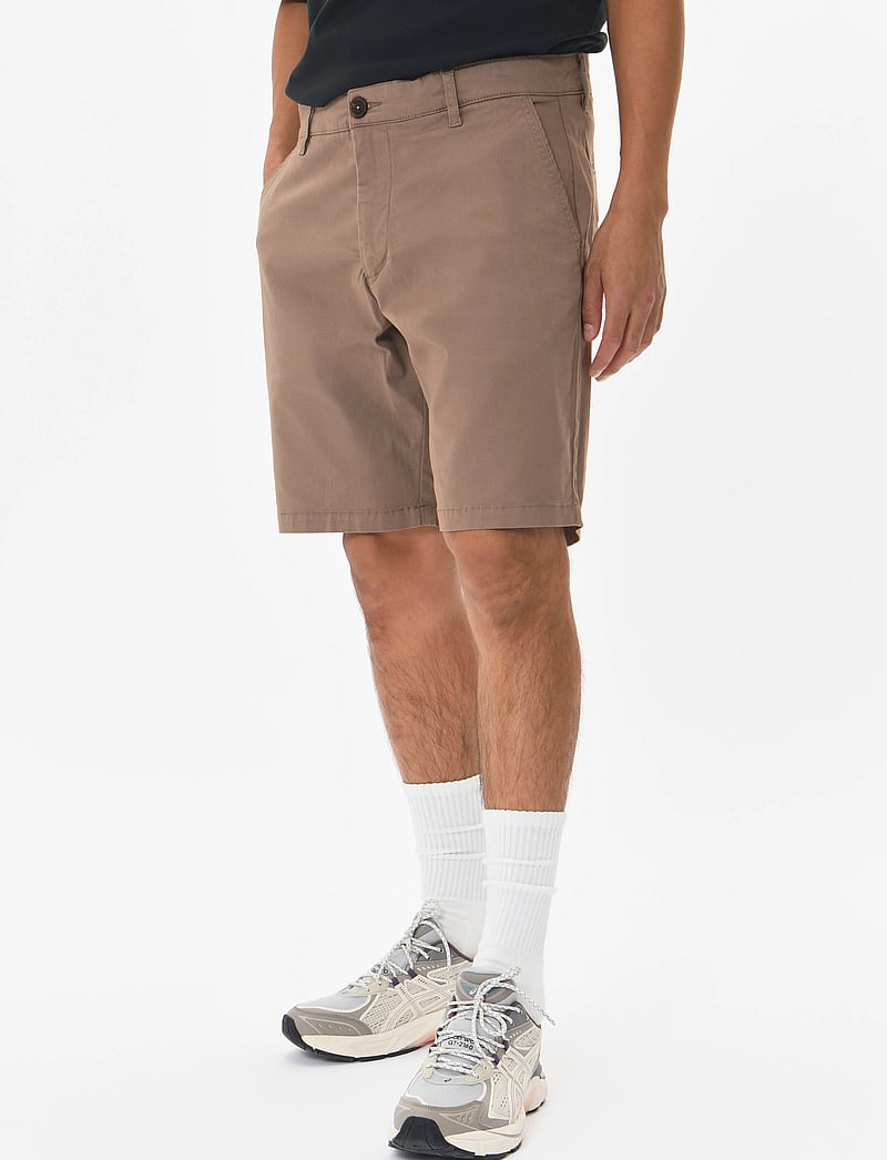Matinique - MAthomas Short - chinos shorts - walnut - 0