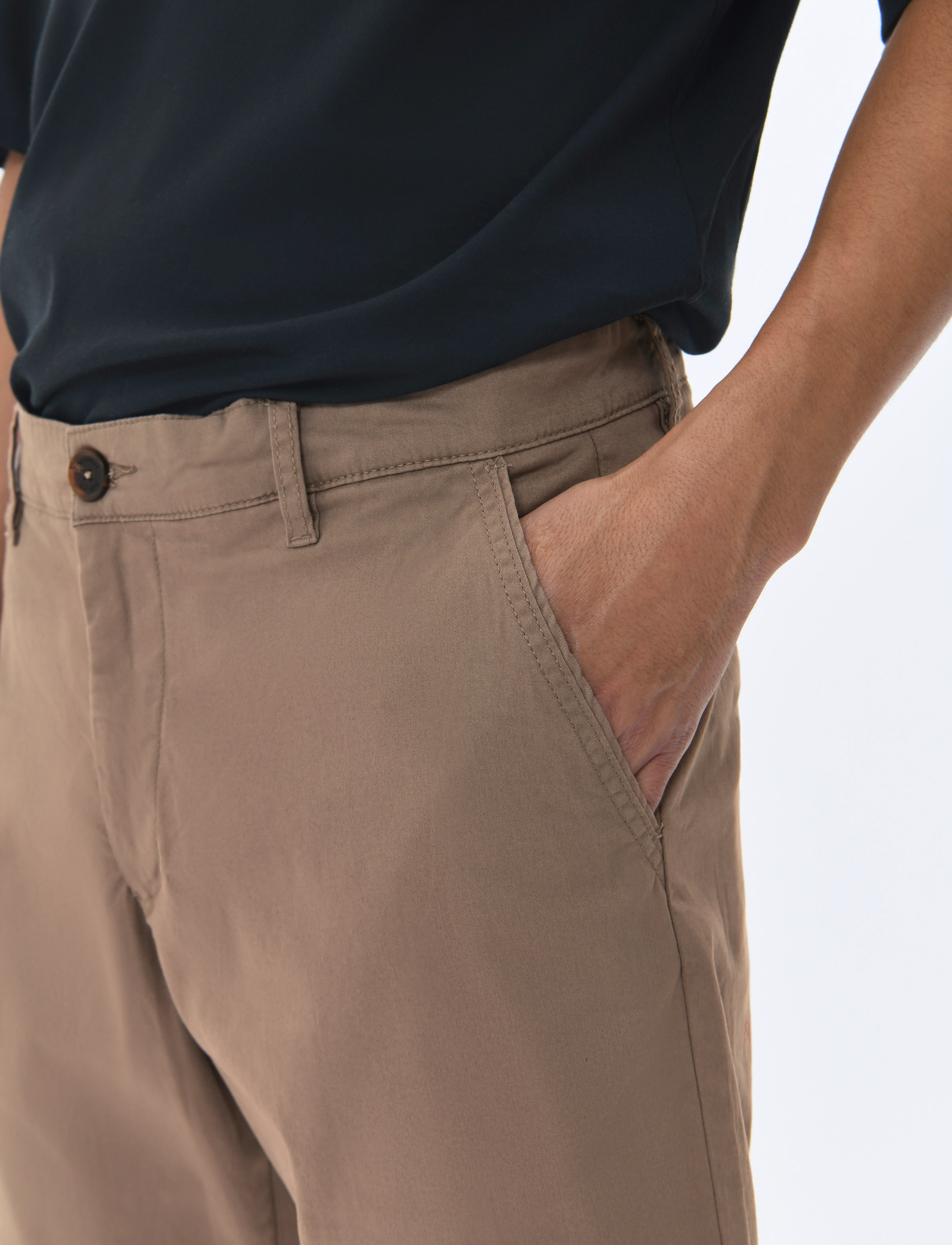 Matinique - MAthomas Short - chinos shorts - walnut - 3