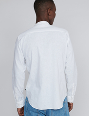 Matinique - MAtrostol China 4 - linen shirts - broken white - 4