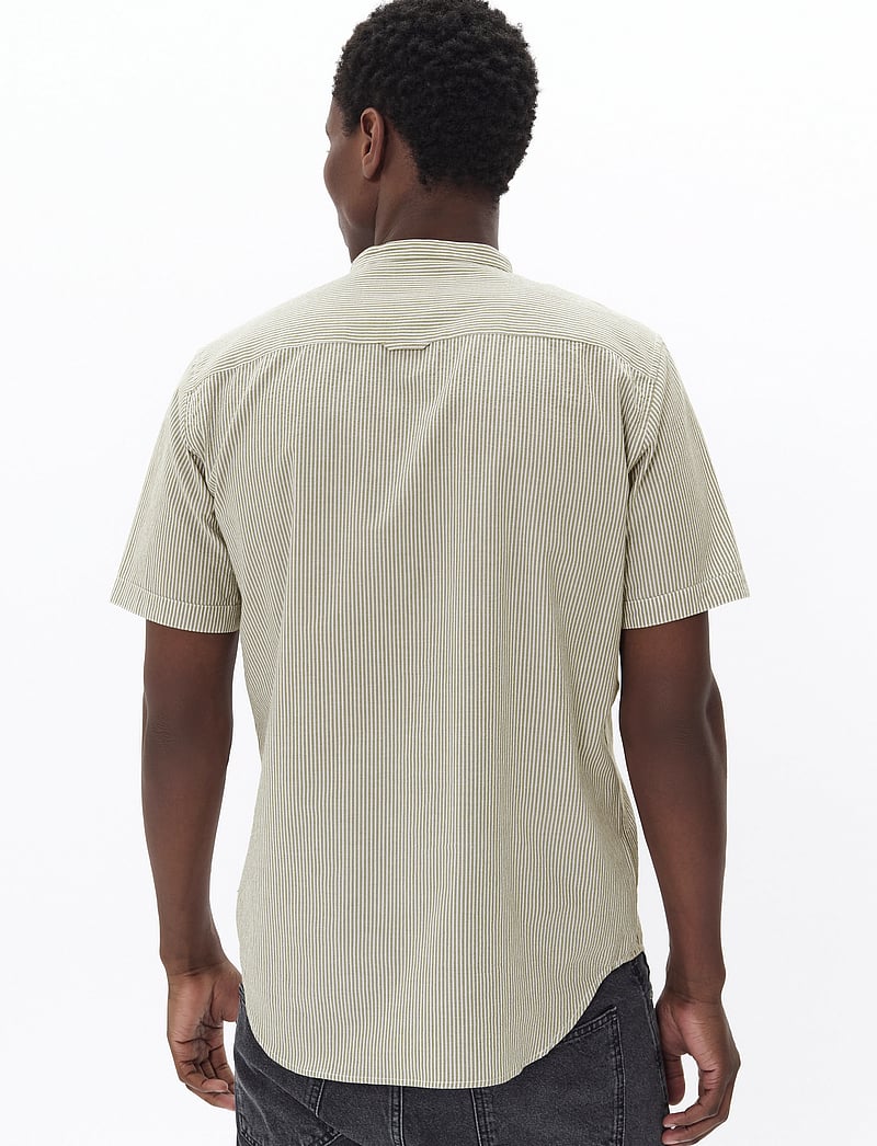 Matinique - MAtrostol China SS - lühikeste varrukatega särgid - light army - 3