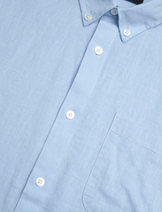Matinique - MAtrostol BD - linen shirts - chambray blue - 3