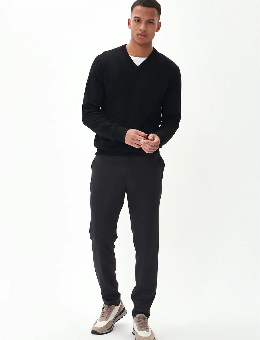 Matinique - MAviggo - v-ausschnitt - black - 3