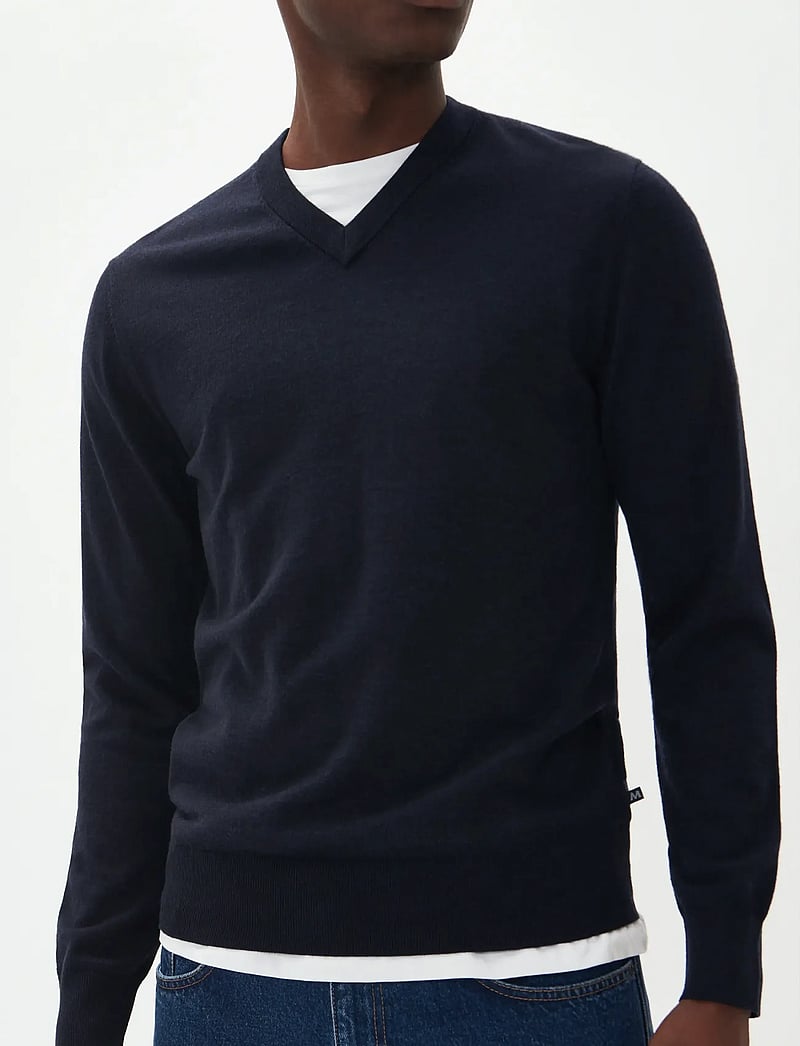 Matinique - MAviggo - pulls col v - dark navy melange - 5