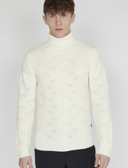 Matinique - MAroll pattern Heritage - džemperi ar augstu apkakli - broken white - 2
