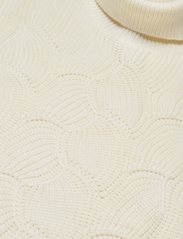 Matinique - MAroll pattern Heritage - megztiniai su aukšta apykakle - broken white - 6