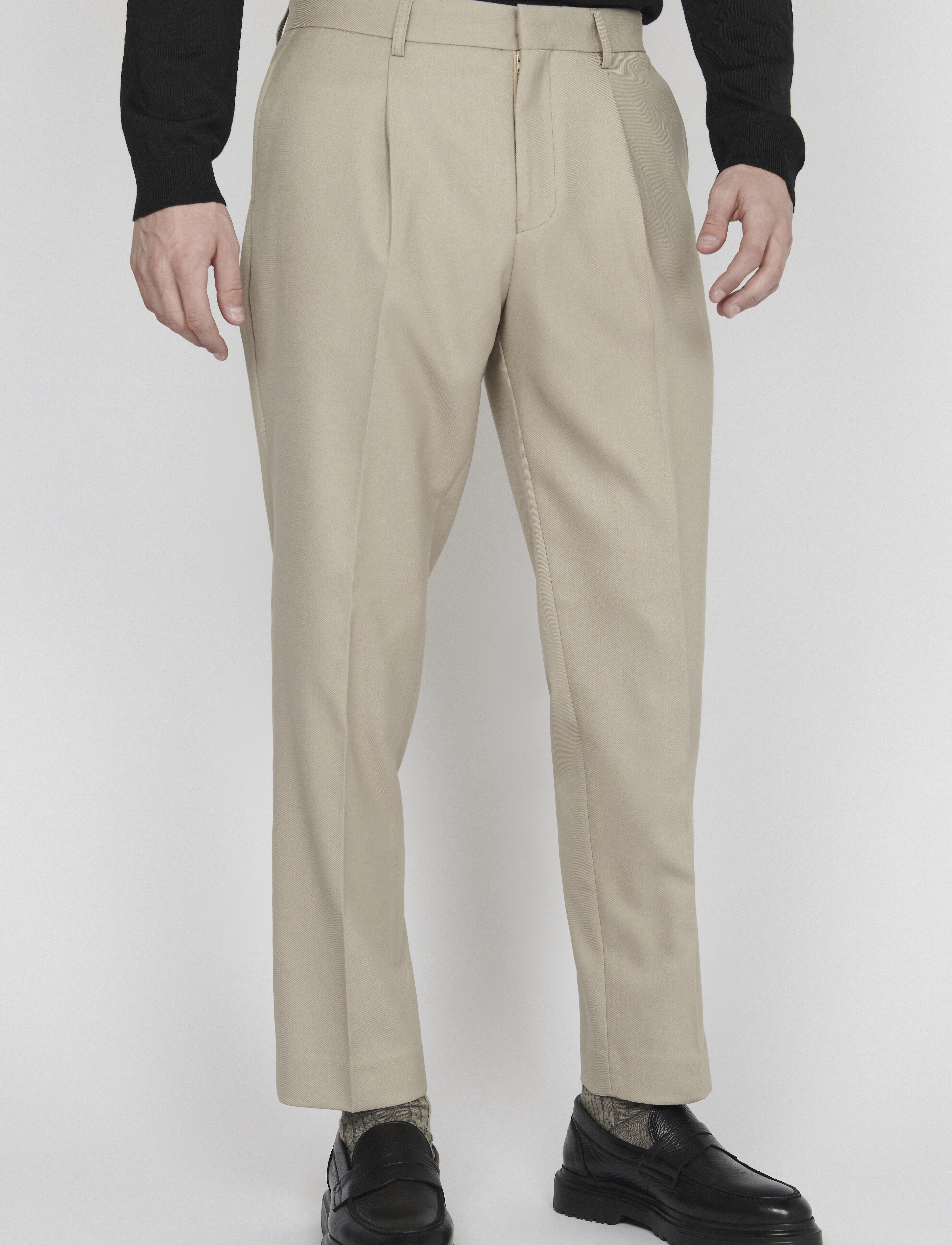 Matinique - MAweller Pleat Pant 73 - crockery - 2