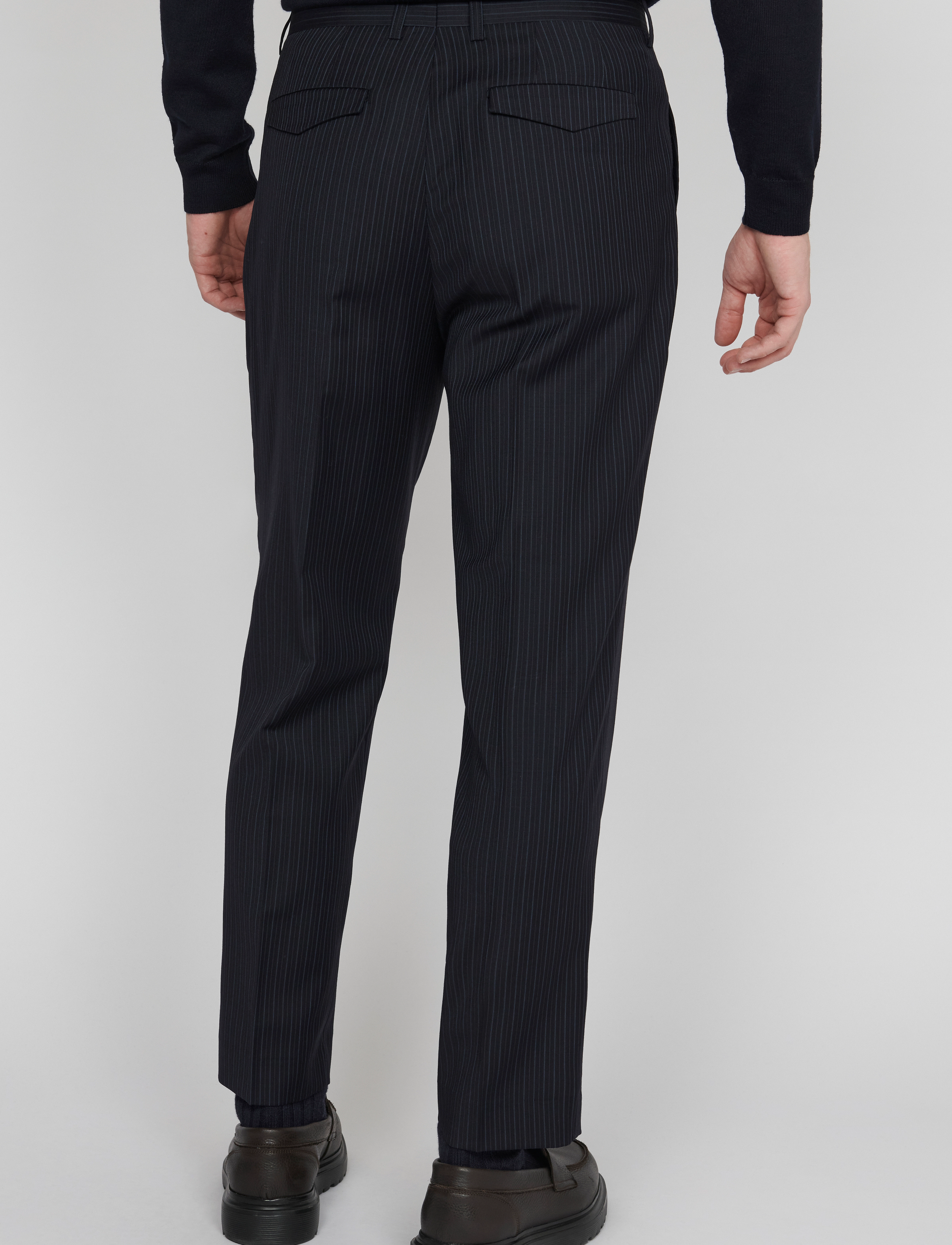 Matinique - MAweller Pleat Pant - Ülikonnapüksid - dark navy - 5