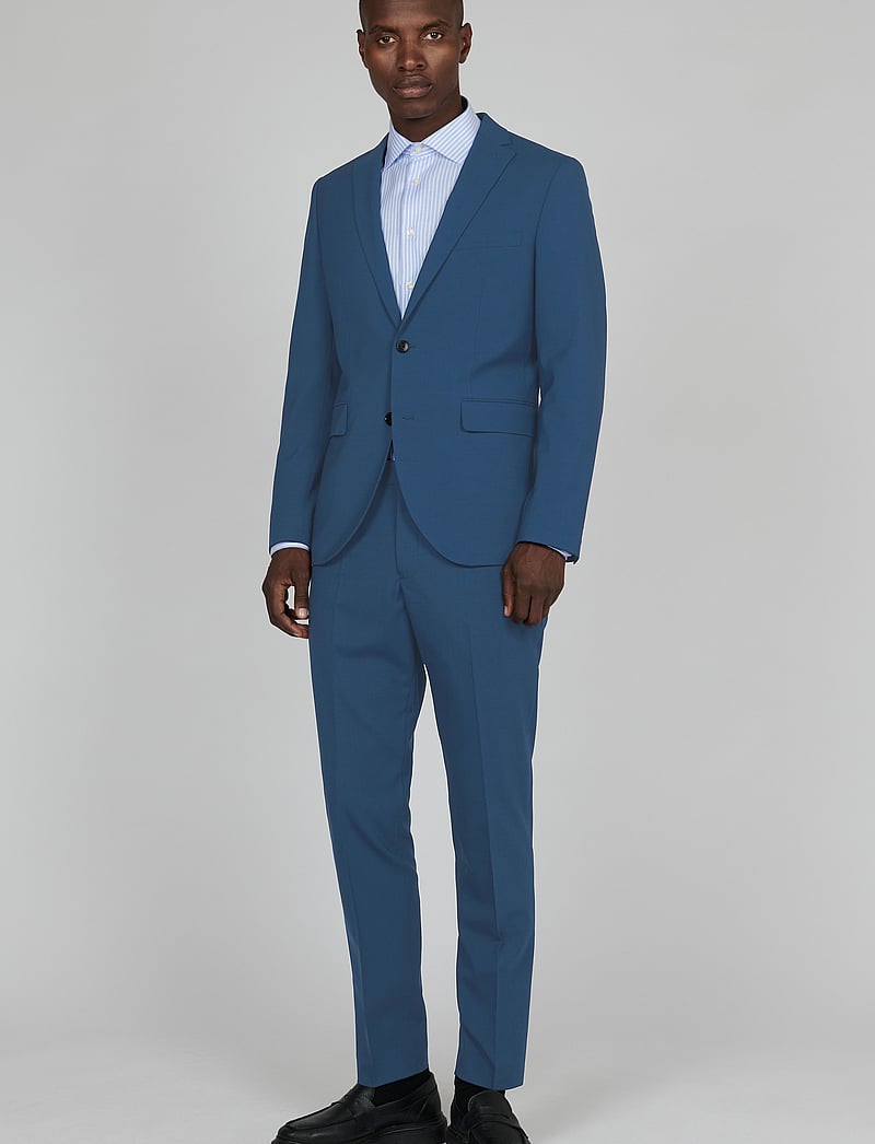 Matinique - MAgeorge F - enkeltradede blazere - insignia blue - 3