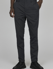 Matinique - MAliam Pant - suit trousers - dark navy melange - 1