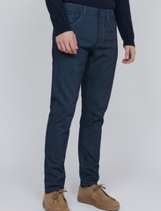 Matinique - MApete - tapered jeans - captain's blue - 1