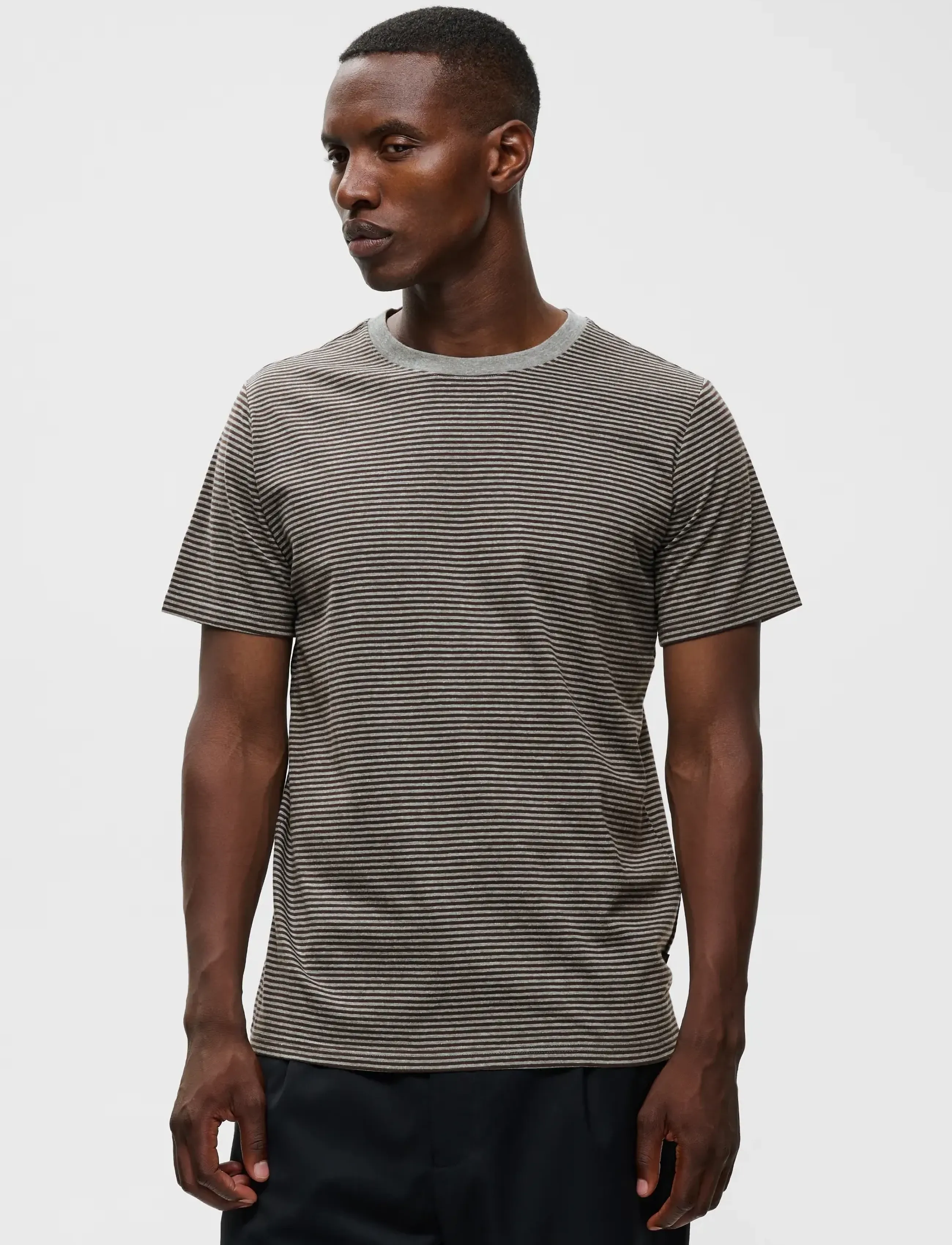 Matinique MAjeremy - T-Shirts - CHOCOLATE TORTE / brown