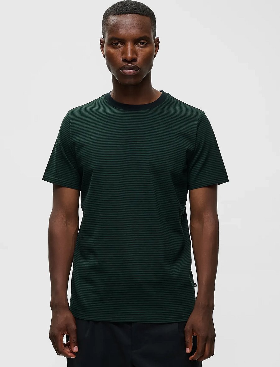 Matinique - MAjeremy - short-sleeved t-shirts - scarab - 0