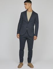 Matinique - MAliam Jersey Pant - formal trousers - dark navy - 4