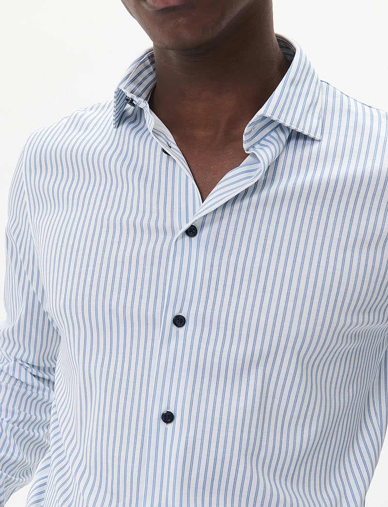 Matinique - MAmarc N - stribede skjorter - dÉja vu blue - 4