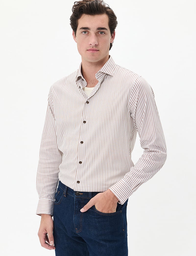 Matinique - MAmarc N - randiga skjortor - nut - 0