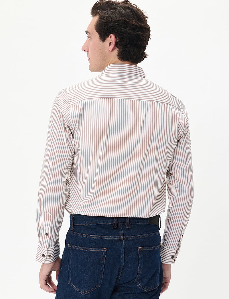 Matinique - MAmarc N - randiga skjortor - nut - 3