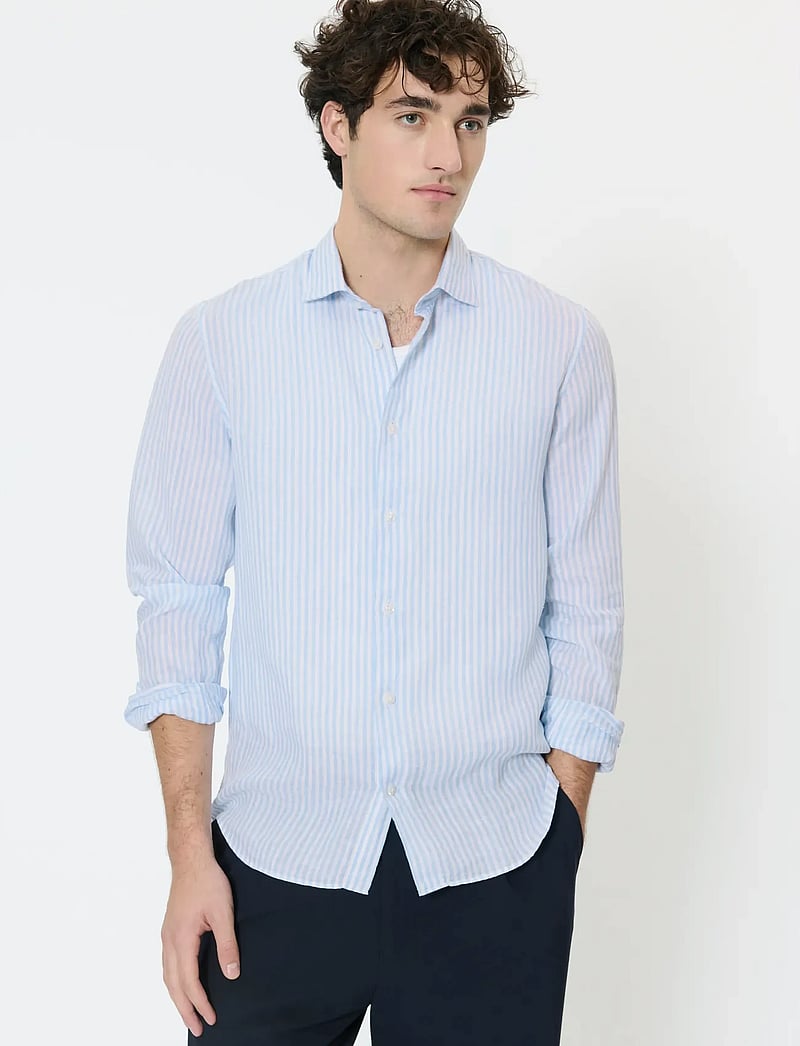 Matinique - MAmarc short - stribede skjorter - chambray blue - 0