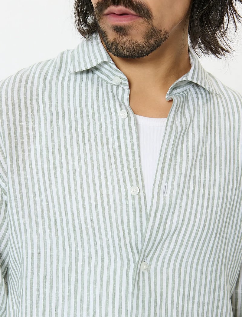 Matinique - MAmarc short - stribede skjorter - sea spray - 4