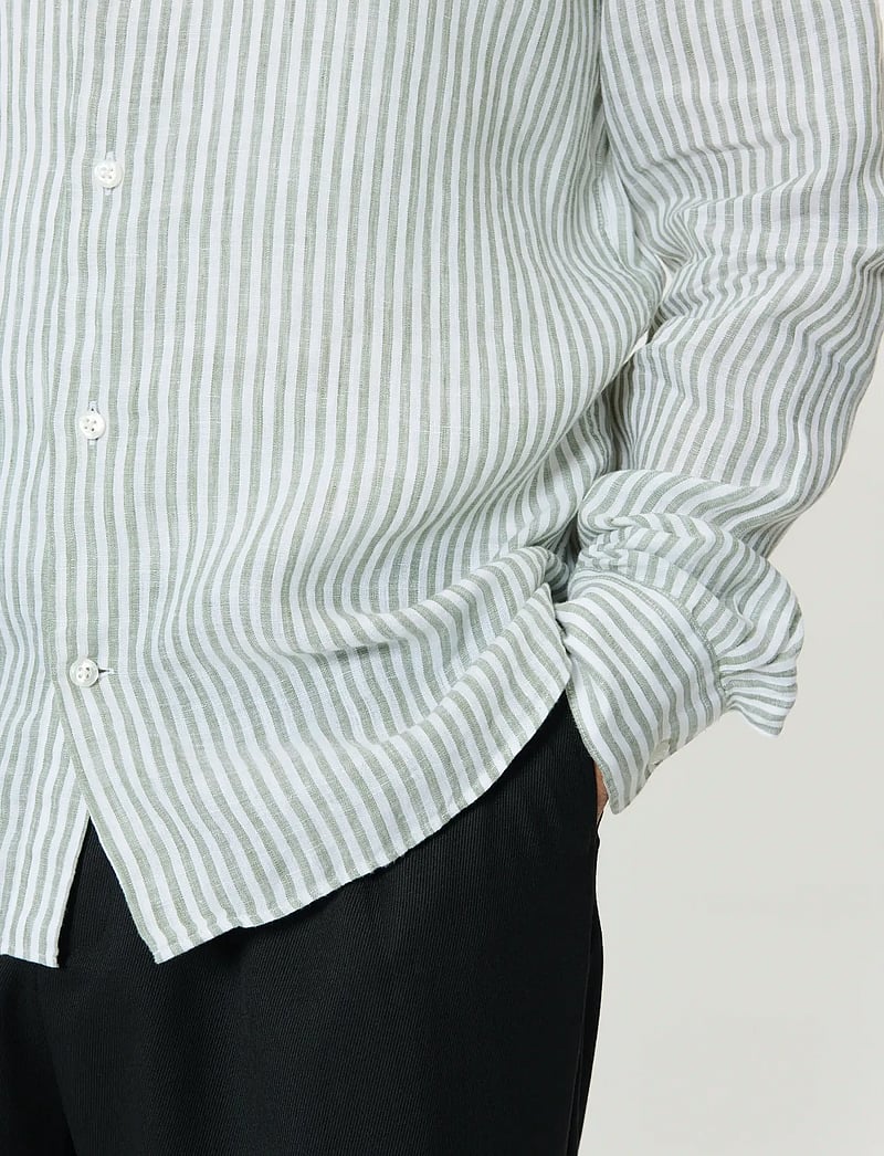 Matinique - MAmarc short - stribede skjorter - sea spray - 5