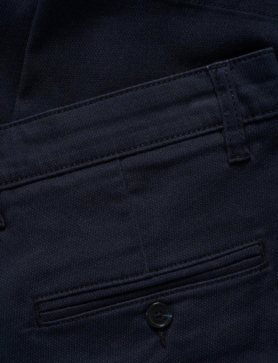 Matinique - MAthomas Short - vabaaja lühikesed püksid - dark navy - 4