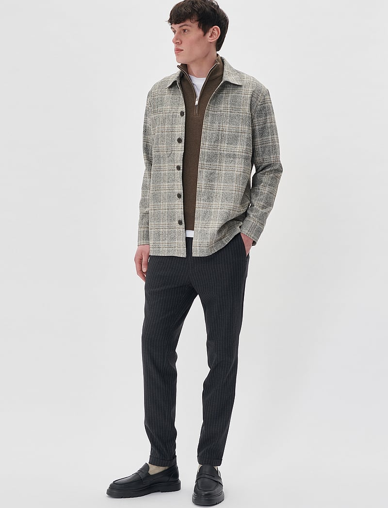 Matinique - MAdamo P - nach anlass kaufen - fallen rock - 3