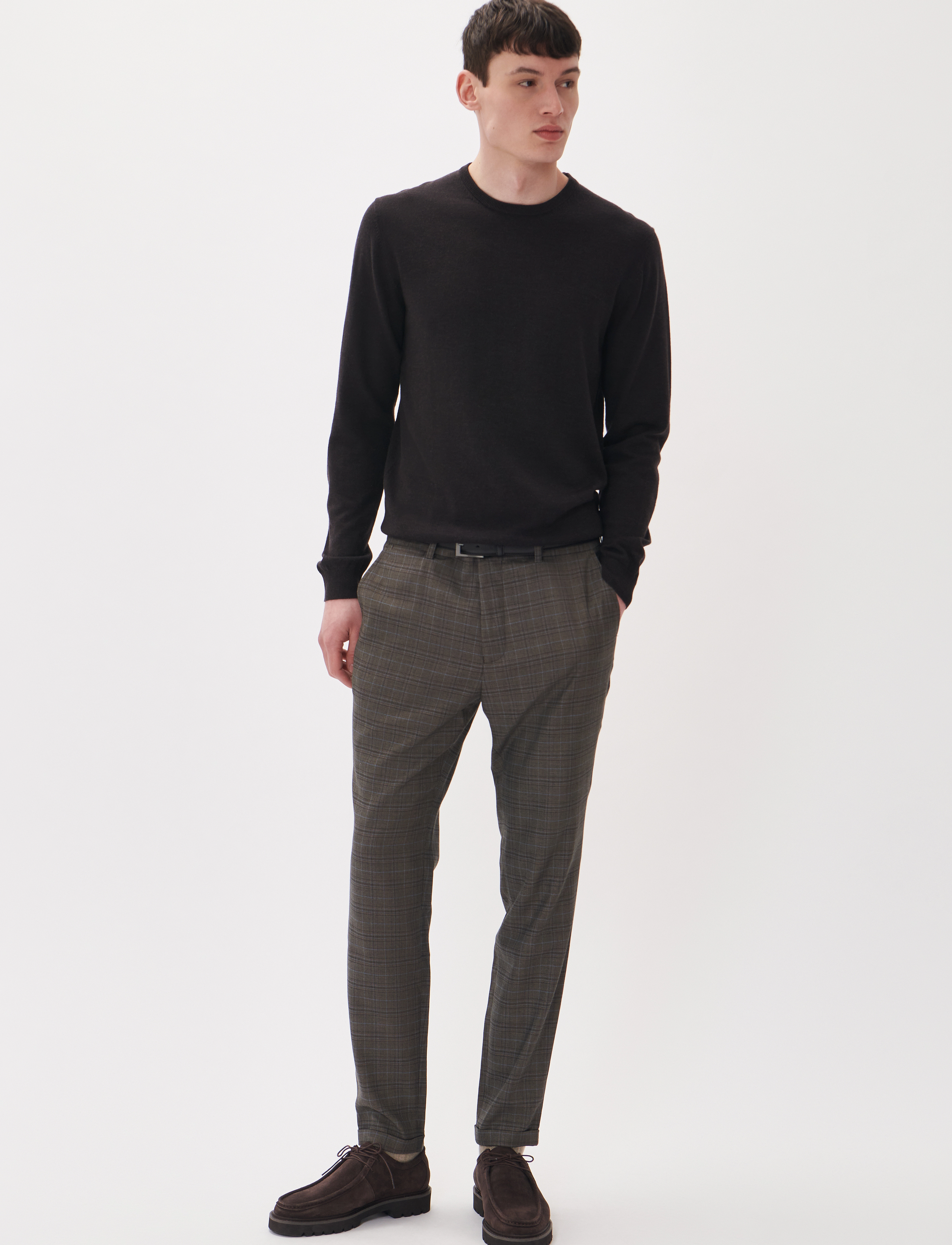 Madalton Suede 2