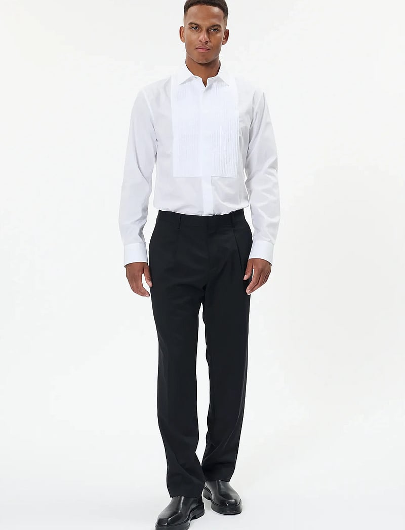 Matinique - MAweller Tux Pleat Pant - anzugshosen - black - 2