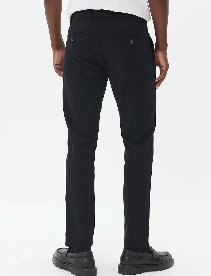 Matinique - MAPristu - anzugshosen - deep navy - 3