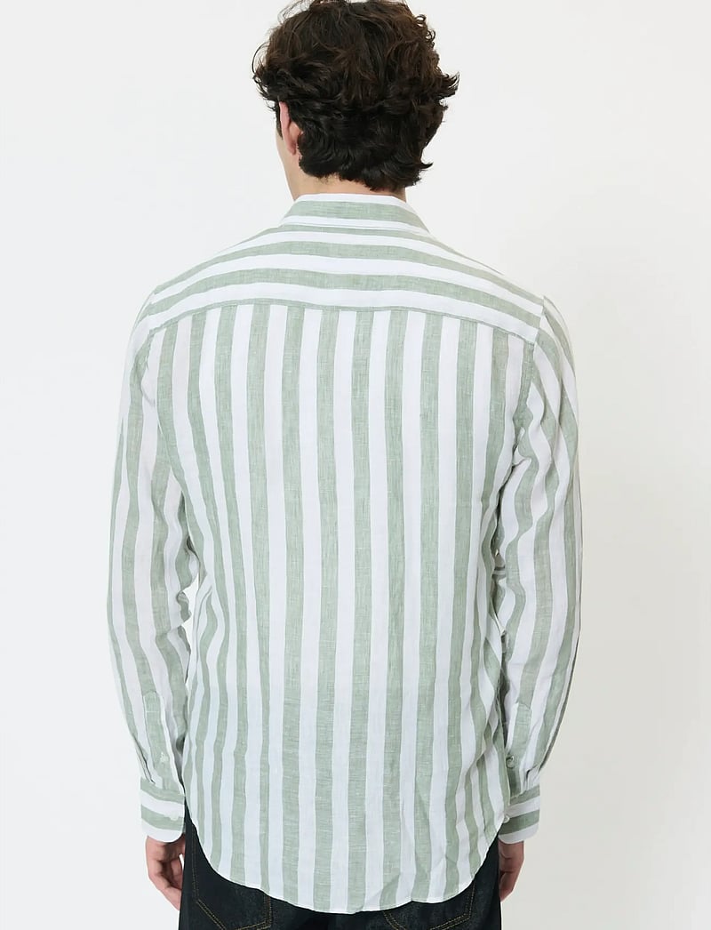 Matinique - MAmarc short - stribede skjorter - sea spray - 3